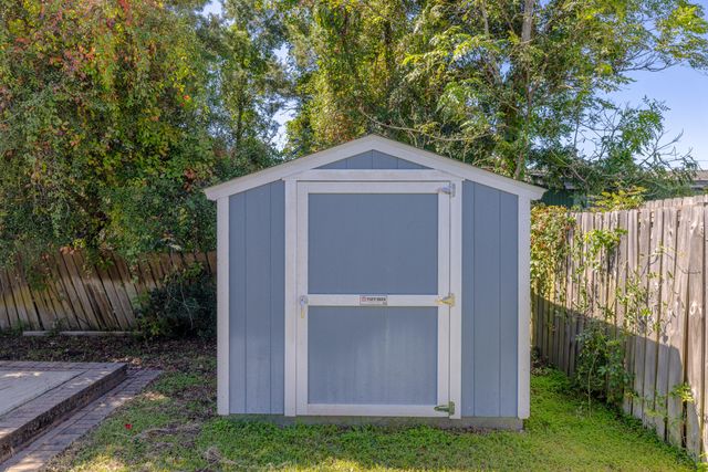 613 Dolphin Drive, Panama City Beach, FL 32413