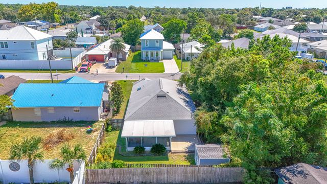 613 Dolphin Drive, Panama City Beach, FL 32413