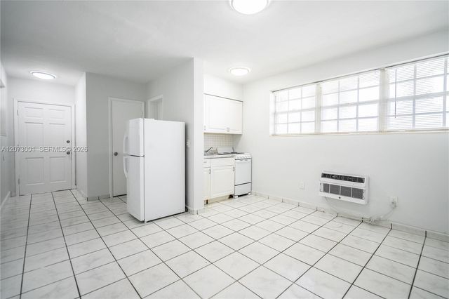 1940 Bay Drive 6, Miami Beach, FL 33141