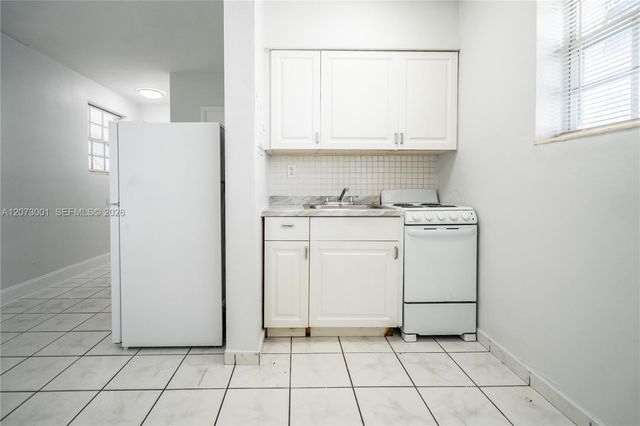 1940 Bay Drive 6, Miami Beach, FL 33141