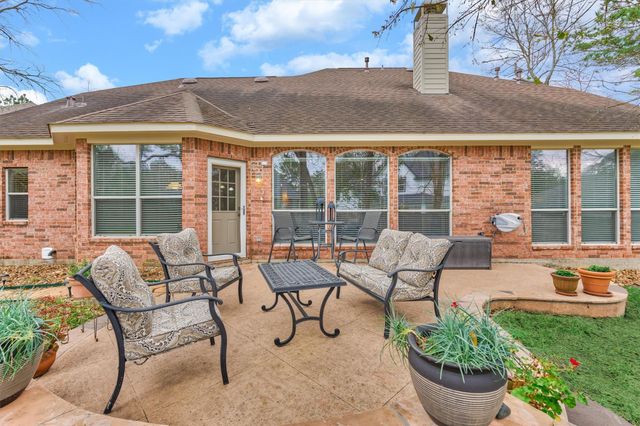 7 Vincent Court, The Woodlands, TX 77382