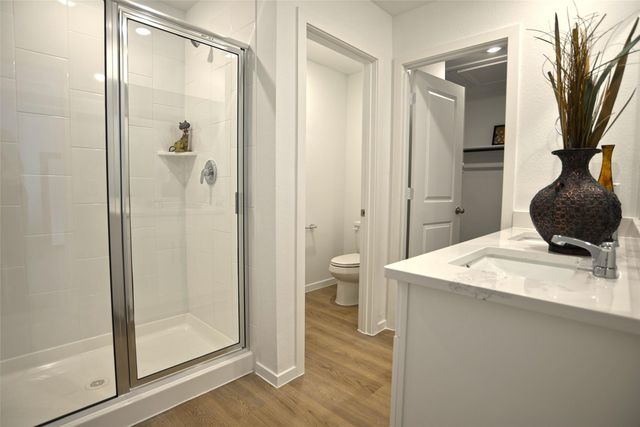 4122 Bronco Station Lane, League City, TX 77511