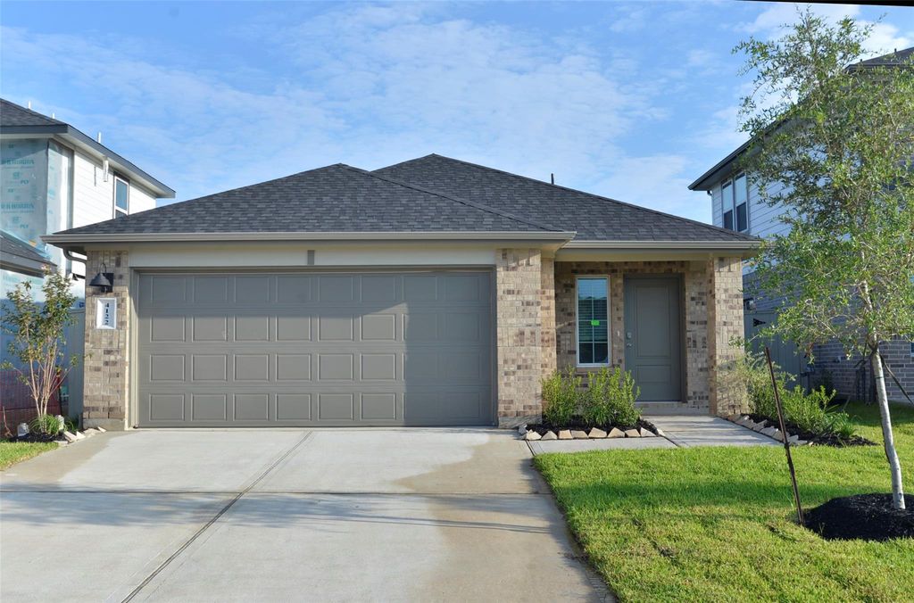 4122 Bronco Station Lane, League City, TX 77511