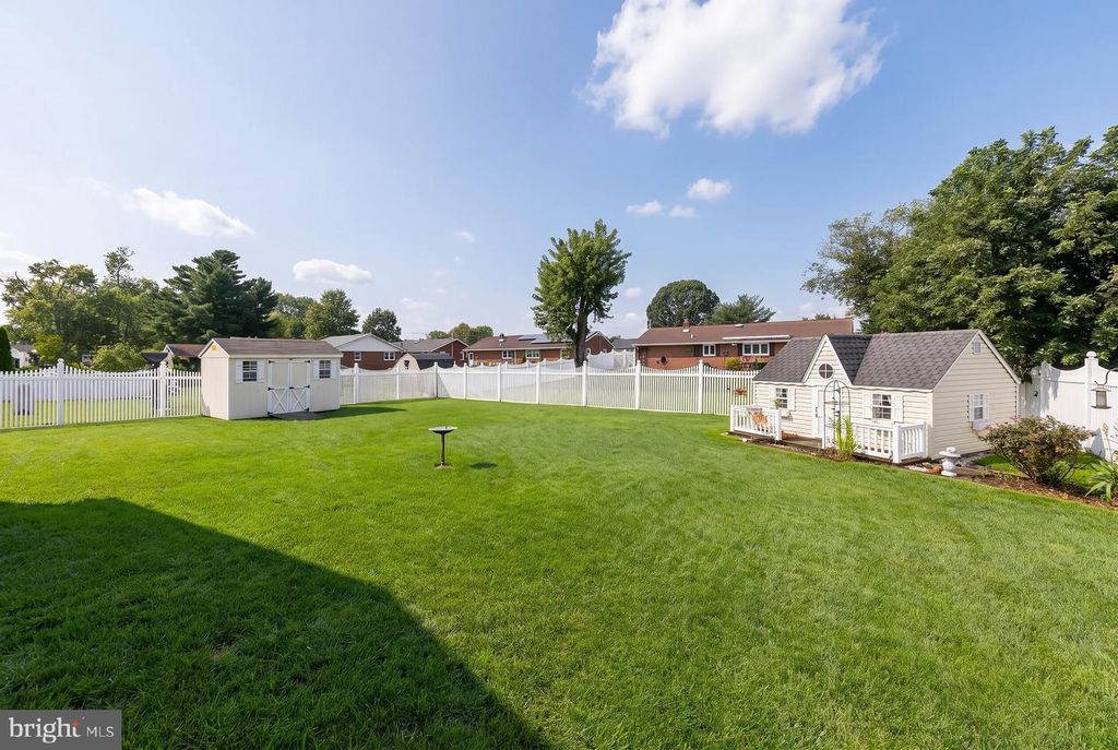 157 S SCHOOL ST, GIBBSTOWN, NJ 08027 — photo 5