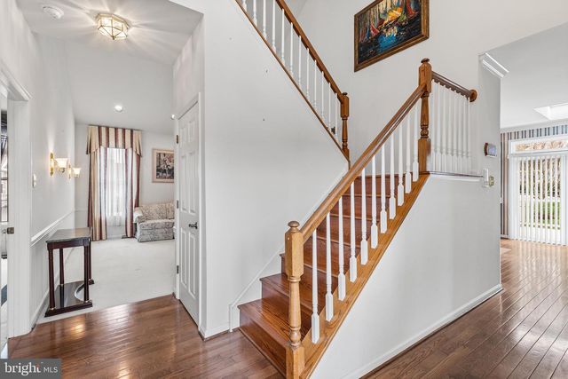 203 N SILVER FOX DR, Glen Mills, PA 19342