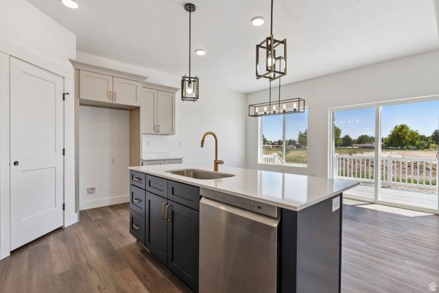 5731 W 4100 S, Hooper, UT 84315