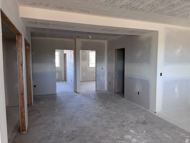 5731 W 4100 S, Hooper, UT 84315