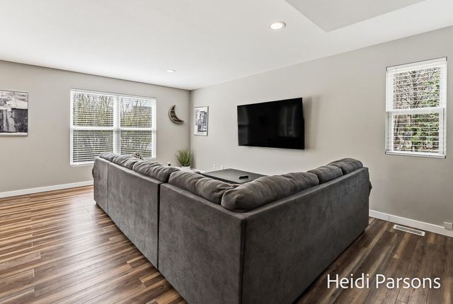 17342 Hazel Street 1, Spring Lake, MI 49456