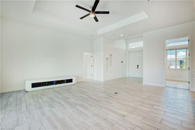 1824 23rd CT, Cape Coral, FL 33991