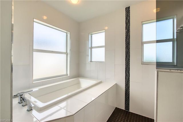 1824 23rd CT, Cape Coral, FL 33991