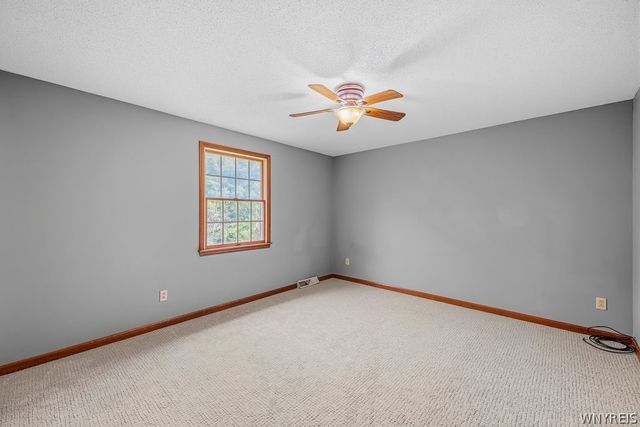 3775 Colin Court, Wheatfield, NY 14120