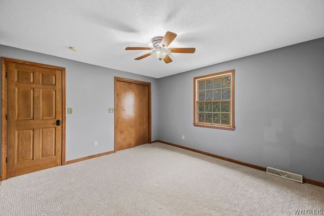 3775 Colin Court, Wheatfield, NY 14120