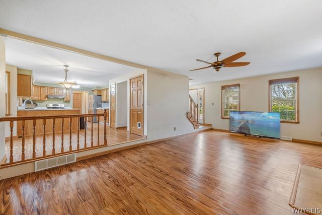 3775 Colin Court, Wheatfield, NY 14120