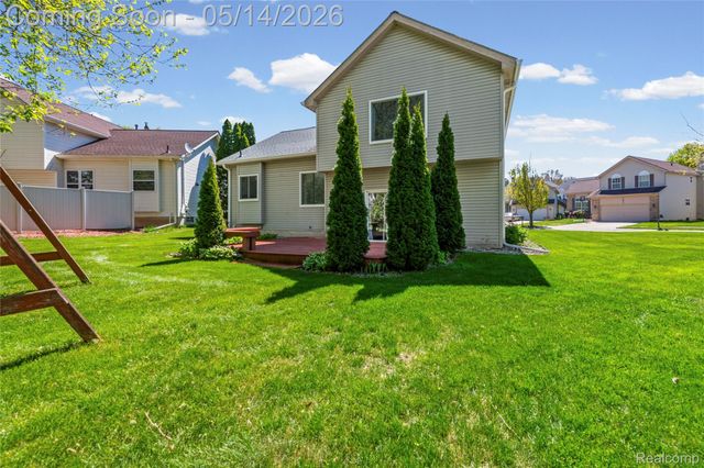 3072 TALON Circle, Lake Orion Village, MI 48360