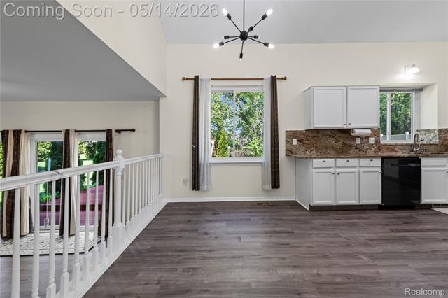 3072 TALON Circle, Lake Orion Village, MI 48360