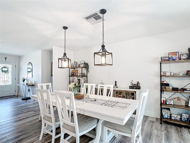 7374 CIRCLE DRIVE, Lady Lake, FL 32159