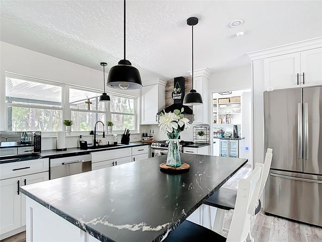 7374 CIRCLE DRIVE, Lady Lake, FL 32159