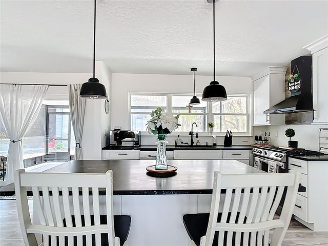 7374 CIRCLE DRIVE, Lady Lake, FL 32159