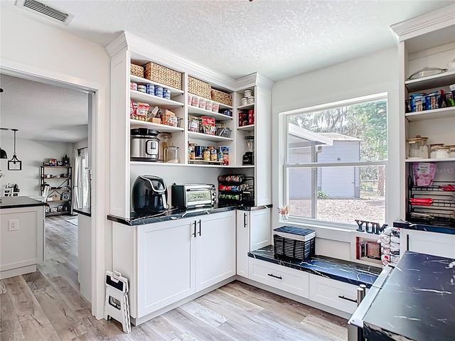 7374 CIRCLE DRIVE, Lady Lake, FL 32159