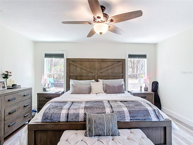 7374 CIRCLE DRIVE, Lady Lake, FL 32159