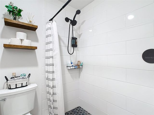 7374 CIRCLE DRIVE, Lady Lake, FL 32159