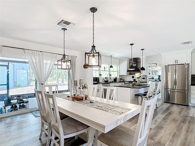 7374 CIRCLE DRIVE, Lady Lake, FL 32159