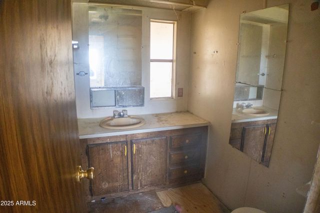 16071 S YAVAPAI Drive, Mayer, AZ 86333