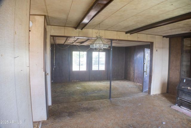 16071 S YAVAPAI Drive, Mayer, AZ 86333