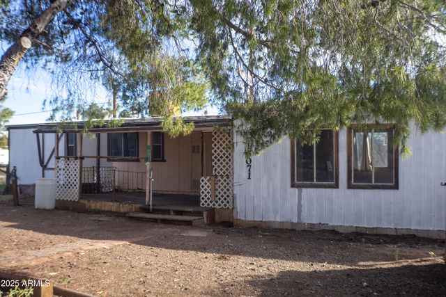 16071 S YAVAPAI Drive, Mayer, AZ 86333