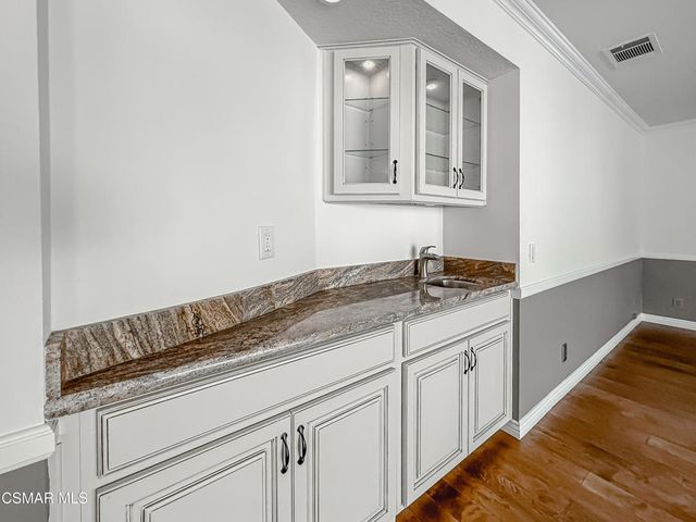 705 Rushing Creek Place, Thousand Oaks, CA 91360