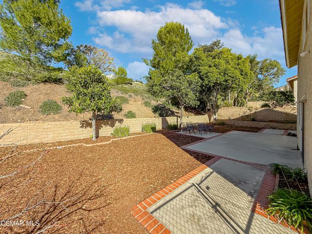 705 Rushing Creek Place, Thousand Oaks, CA 91360