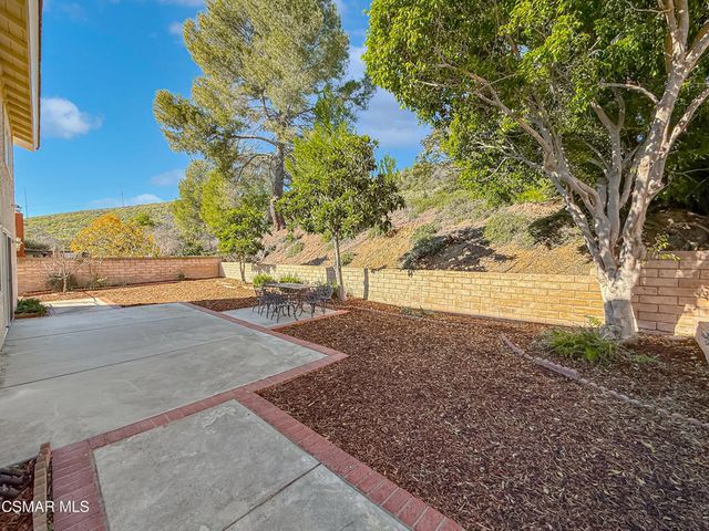 705 Rushing Creek Place, Thousand Oaks, CA 91360