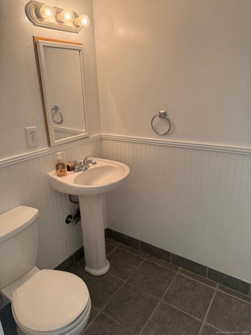 18 Hales Road, Westport, CT 06880