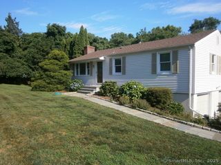 18 Hales Road, Westport, CT 06880