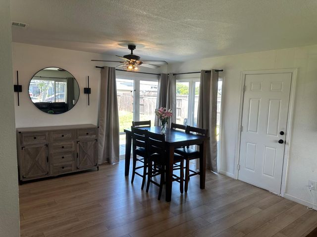 405 E Longview Ave, Stockton, CA 95207