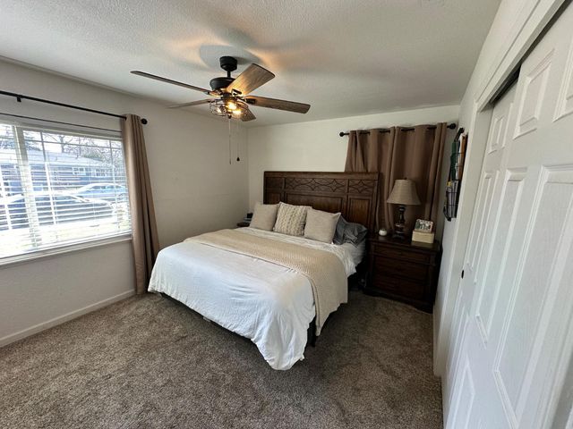 405 E Longview Ave, Stockton, CA 95207