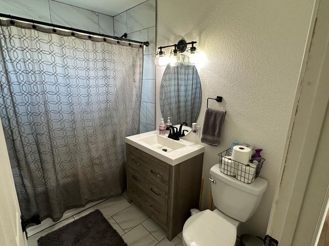 405 E Longview Ave, Stockton, CA 95207