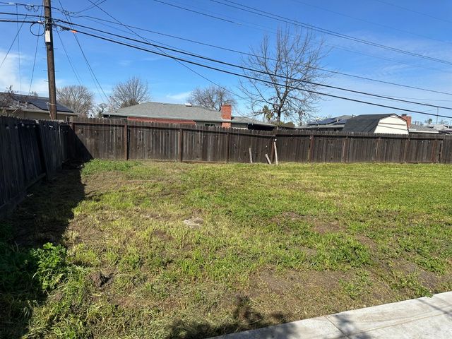 405 E Longview Ave, Stockton, CA 95207