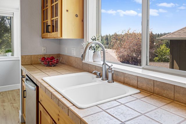 1940 NW Monterey Pines Drive UNIT 2, Bend, OR 97703