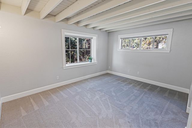 1940 NW Monterey Pines Drive UNIT 2, Bend, OR 97703