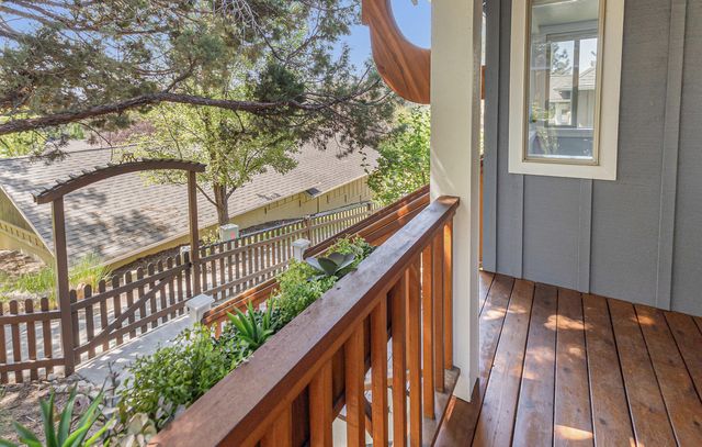 1940 NW Monterey Pines Drive UNIT 2, Bend, OR 97703