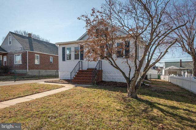 1726 LESLIE RD, Dundalk, MD 21222