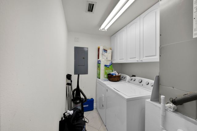 2880 NE 14th Street Causeway 413, Pompano Beach, FL 33062