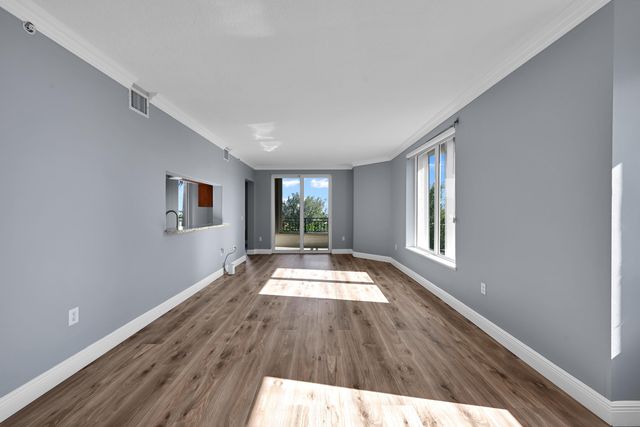 2880 NE 14th Street Causeway 413, Pompano Beach, FL 33062