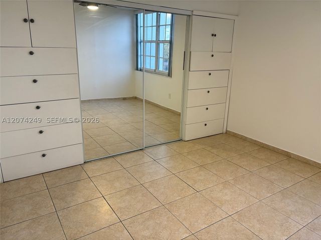 3551 SW 9th Ter 411, Miami, FL 33135