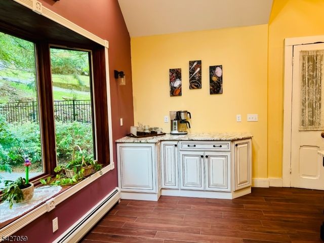 506 Windemere Ave, Mount Arlington Boro, NJ 07856