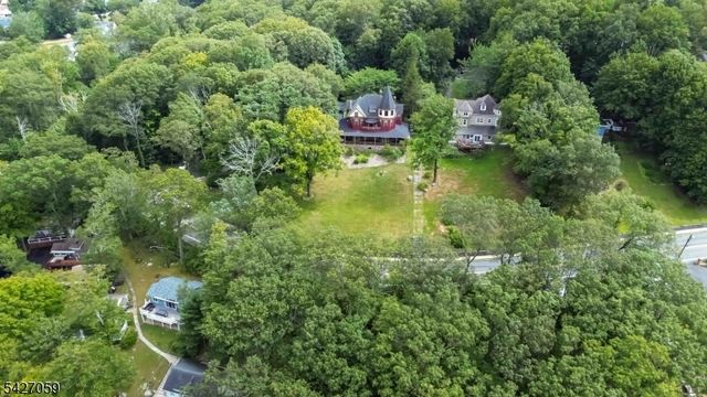 506 Windemere Ave, Mount Arlington Boro, NJ 07856