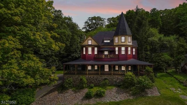 506 Windemere Ave, Mount Arlington Boro, NJ 07856