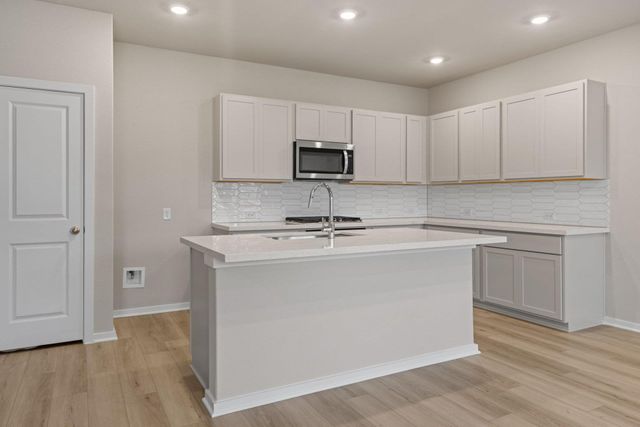 235 Red Tail Hawk LN, Cedar Creek, TX 78612