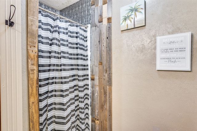 212 Casas Del Sur Street, Granbury, TX 76049